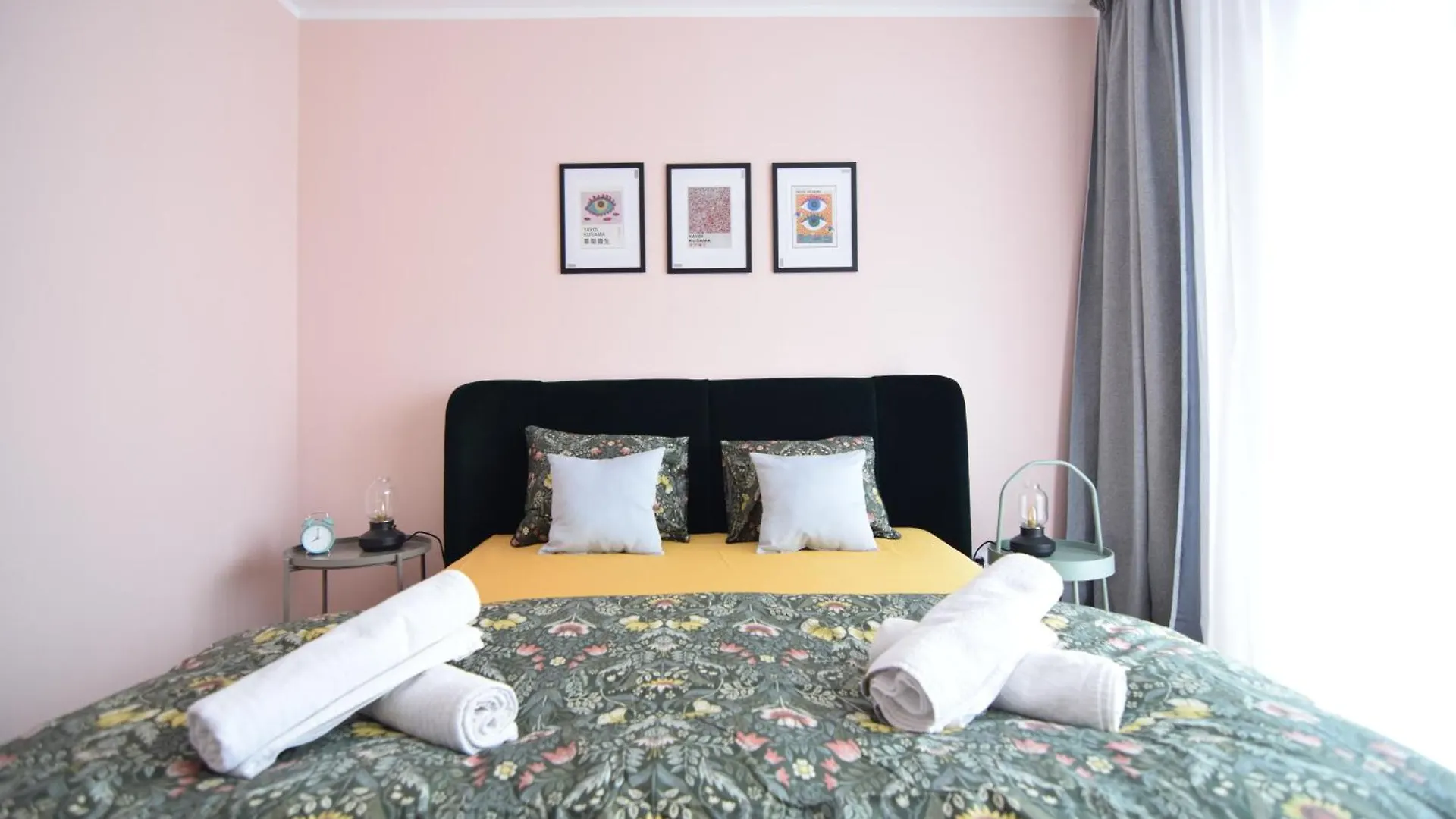 Stylish Apartment With Video Projector Bucharest