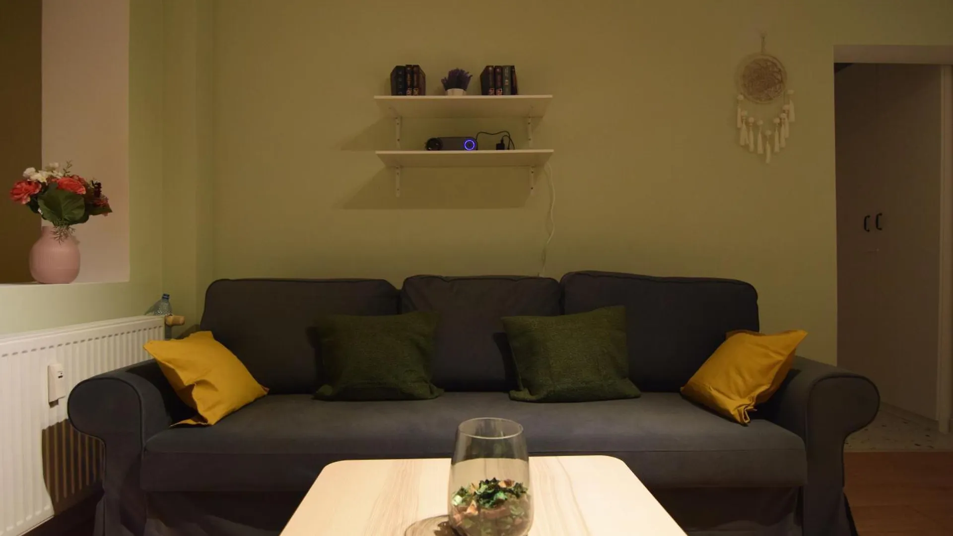 Stylish Apartment With Video Projector Bucharest