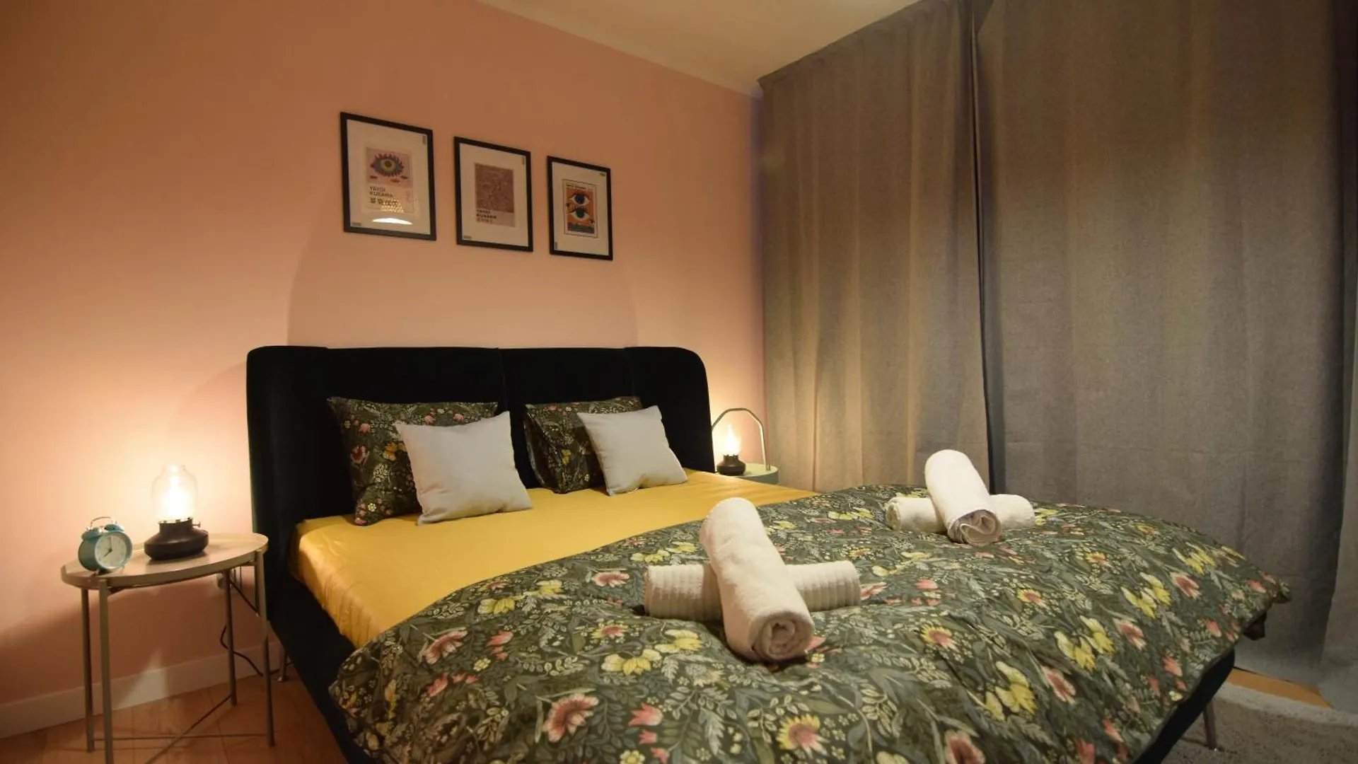 Stylish Apartment With Video Projector Bucharest