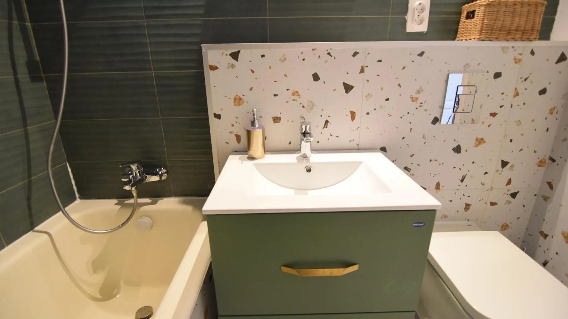 Stylish Apartment With Video Projector Bucharest Romania