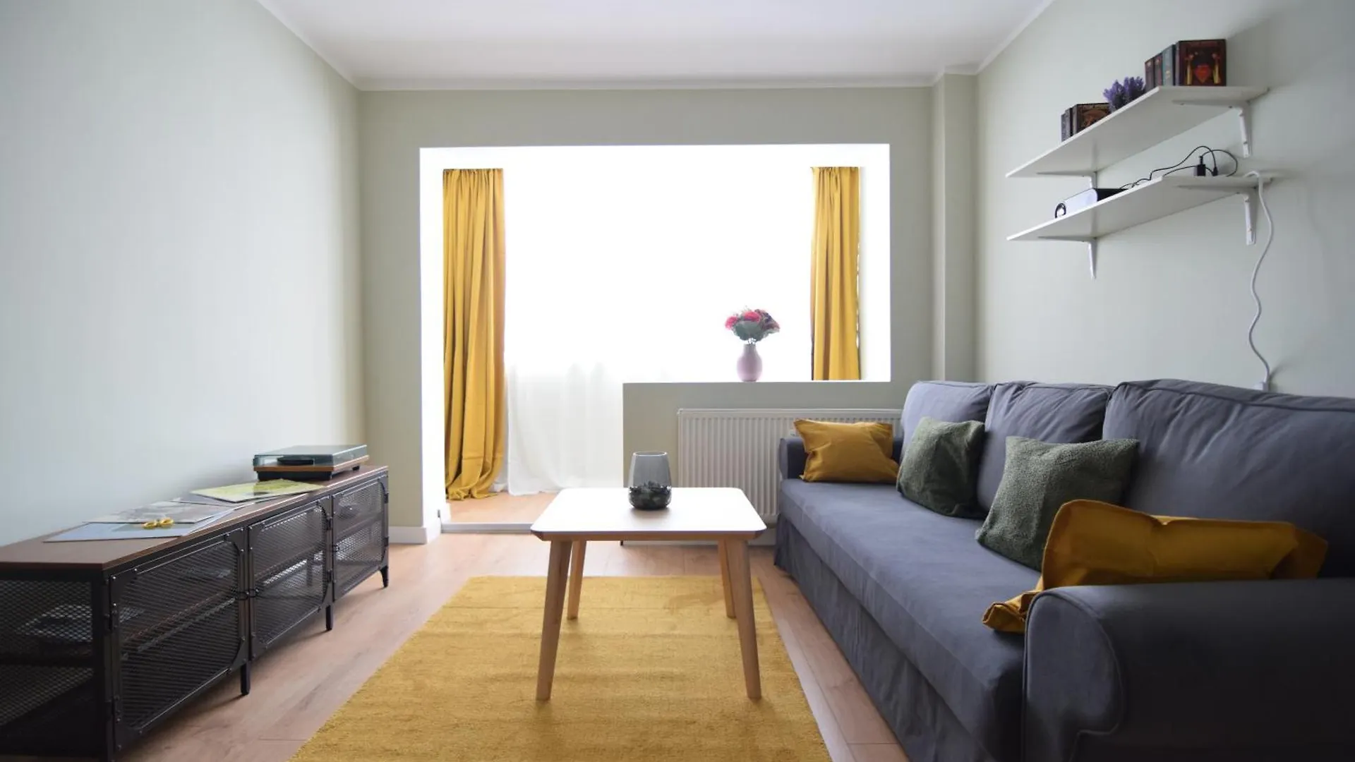 Stylish Apartment With Video Projector Bucharest Romania