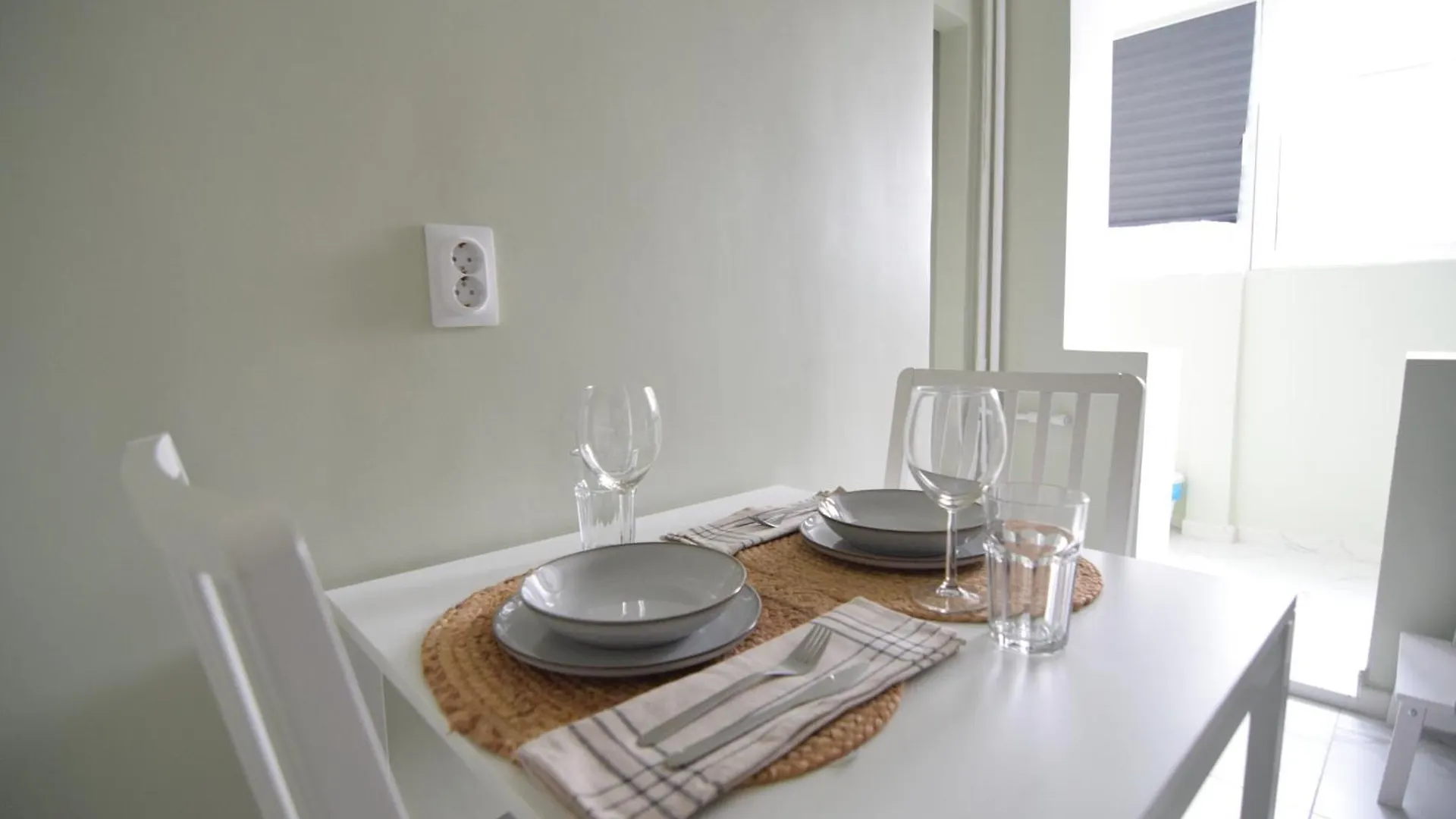 Stylish Apartment With Video Projector Bucharest 0*,